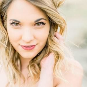 Meet your Posher, Janelle